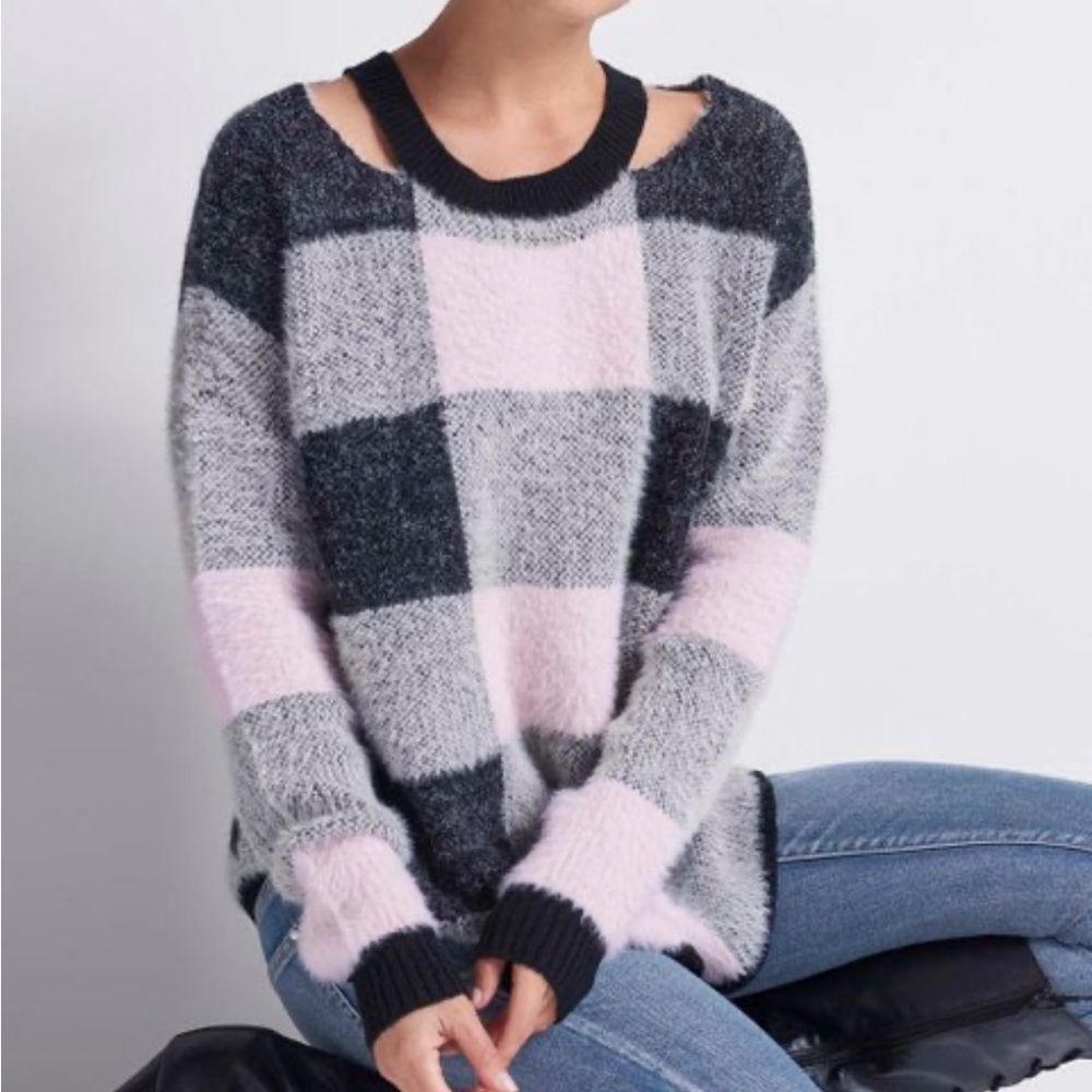 Venus | Pink & Gray Check Double-Cutout Crewneck Sweater Size L